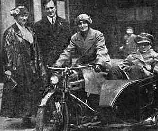 British Volunteer Nurse Miss Chisholm Returns To The Front With The Belgian Army During The Great War Circa 1915